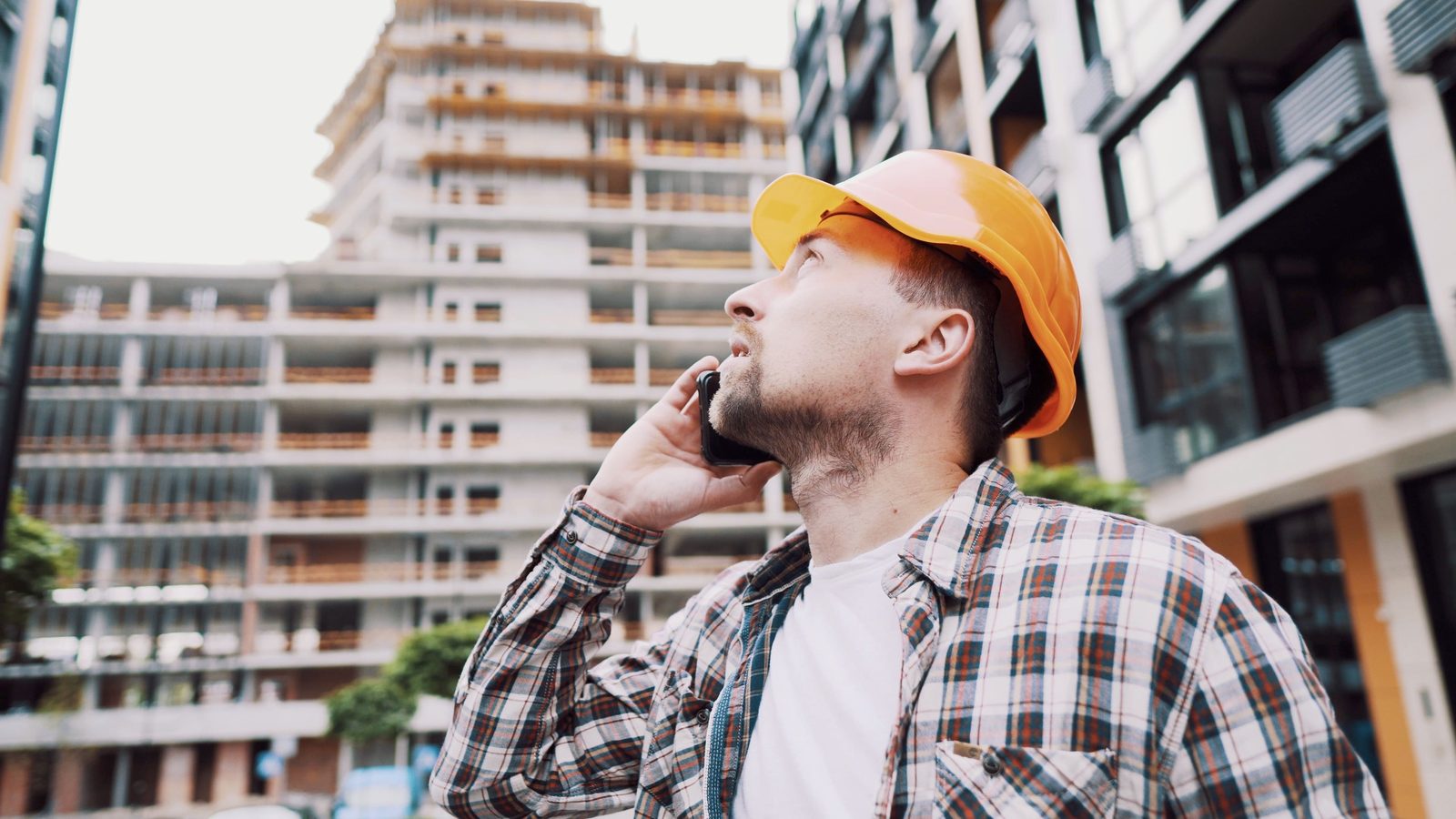 Sous-traitant en abandon de chantier : comment protéger votre entreprise ?